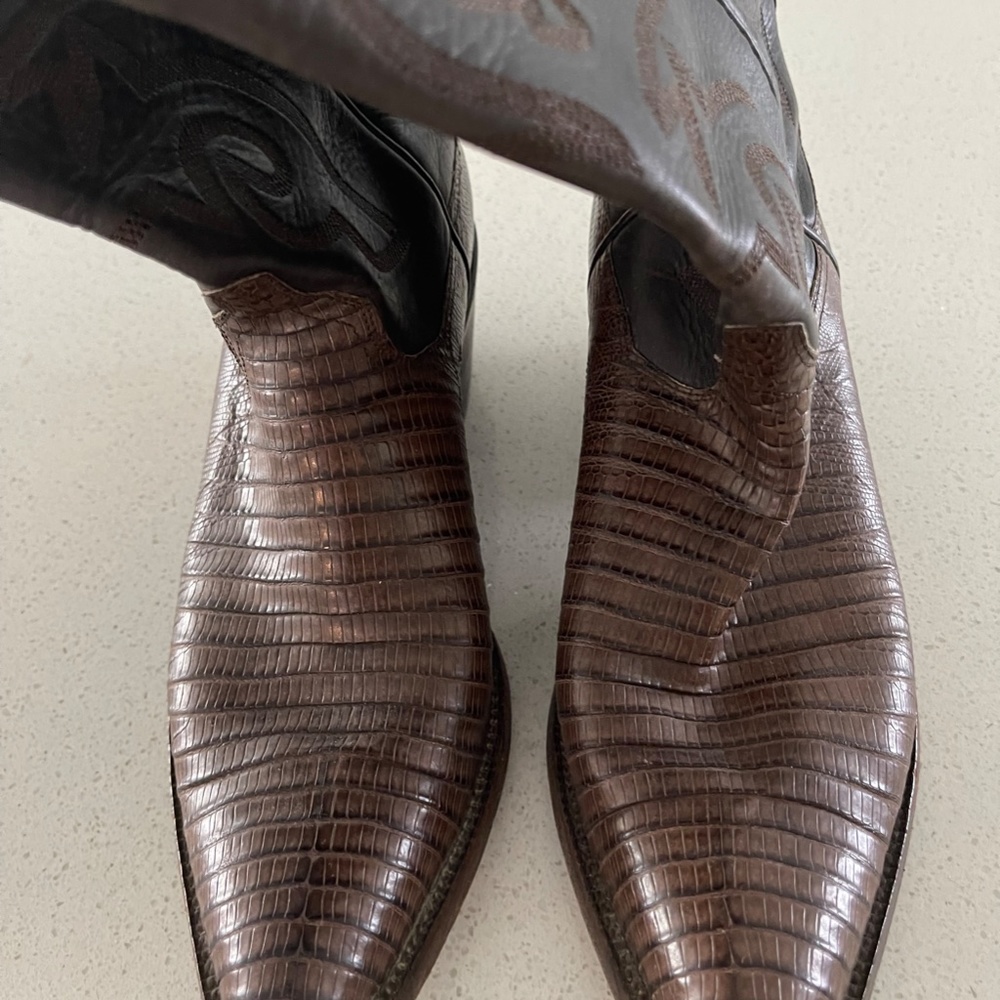 JB Hill Chocolate Lizard Cowboy Boots..SIze 37.5